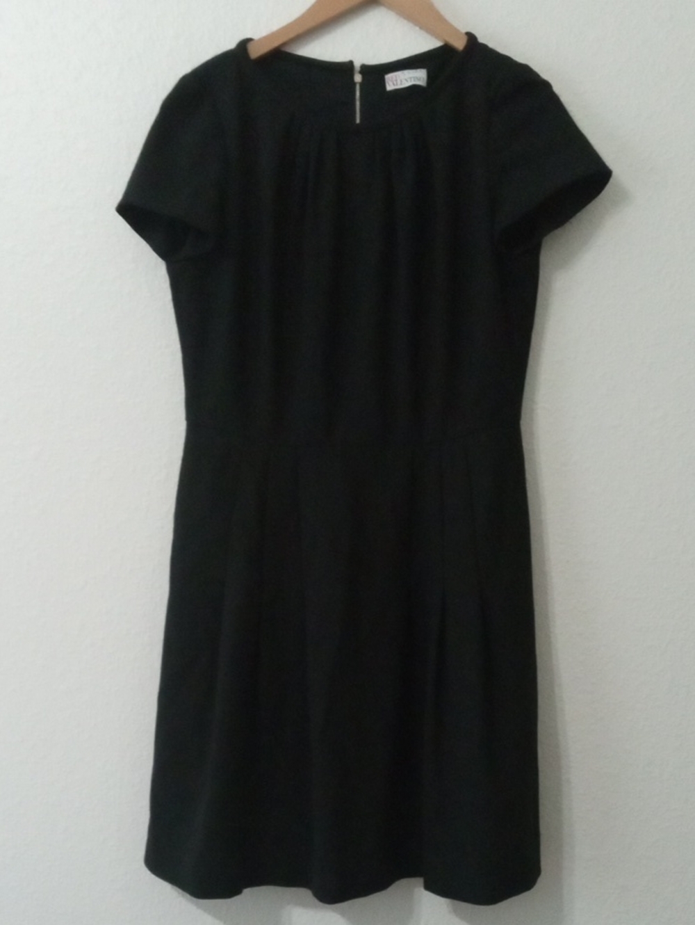 Red Valentino Classic Black Cap-Sleeve Dress